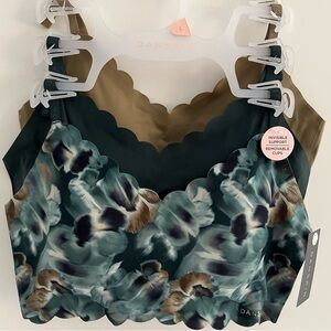 Danskin 3pc Super Sleak Pull-on Bra Set. Removable Pads, Adjustable Straps